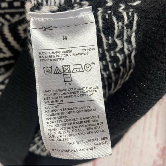 Old Navy M Medium Blue Christmas Winter Knit Sweater Deer Argyle Aztec Flaws - Picture 7 of 11